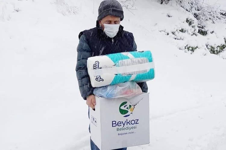 Dost Beykoz’un bölgede yaya yollarının açılmadığını haberleştirmesi üzerine Beykoz Belediyesi