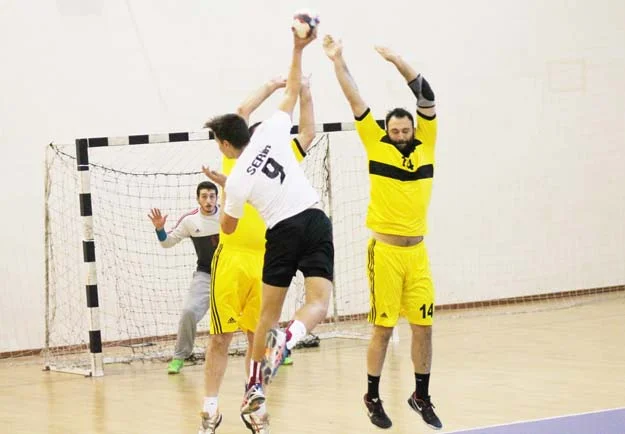 Beykoz Belediyespor Erkek Hentbol Takımı 2015-16 Sezonu Lig maçlarının tamamlanmasının