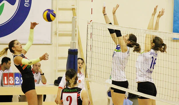 TVF Bayanlar Voleybol 3.Liginde hafta sonunda Balıkesir Temsilcisi Yörsan Susurlukspor'u