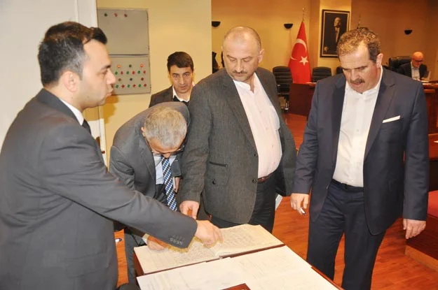 Beykoz Belediye Meclisi'nin AK Partili ve CHP'li Üyeleri, Şubat ayının