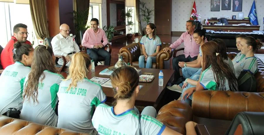 Belediyespor Voleybol Takımının yer aldığı TVF Bayanlar 3.Liginde Grupların belli