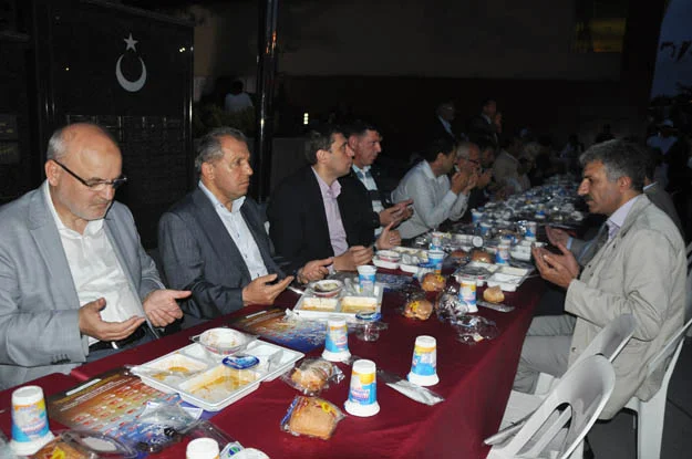 belediye iftar 2015 21 9fp7DN8bH5