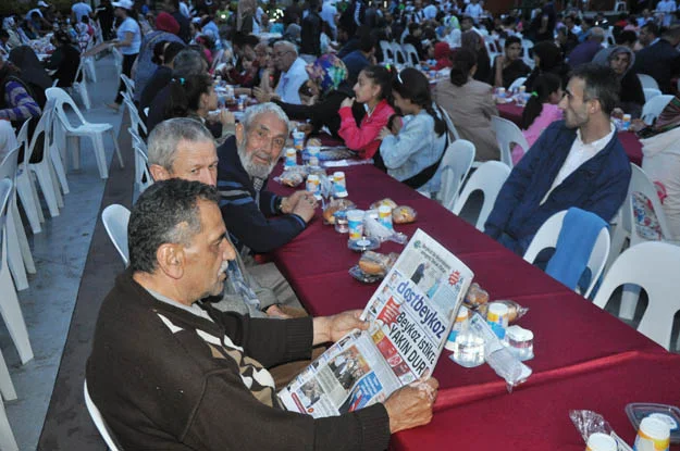 belediye iftar 2015 2 Qgheeql1P4