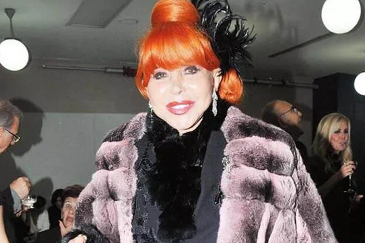 Beykoz'da son yolculuğuna uğurlanan Belma Simavi'nin cenaze törenine Ali Koç,