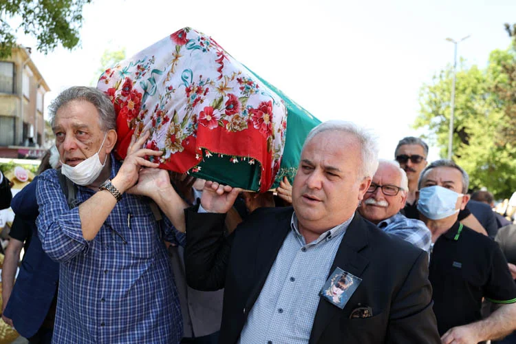 belmasimavidb2 AuHXzUj5nQ