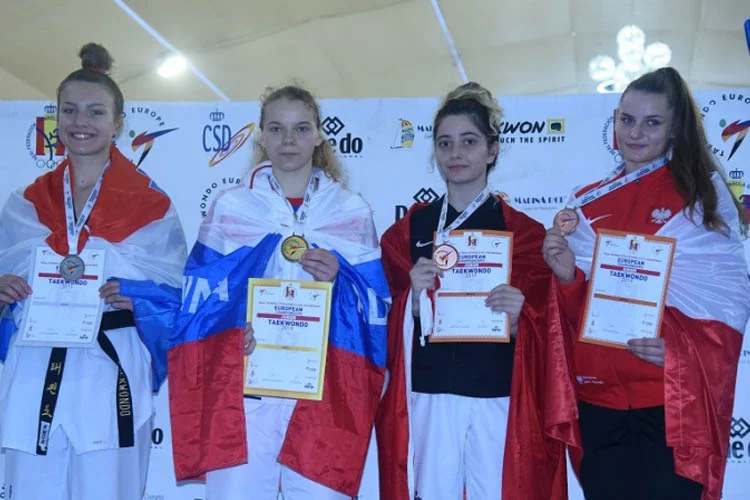 Beykoz'da yetişen ve kariyerinde birçok kez değişik kategorilerde şampiyonlukları olan