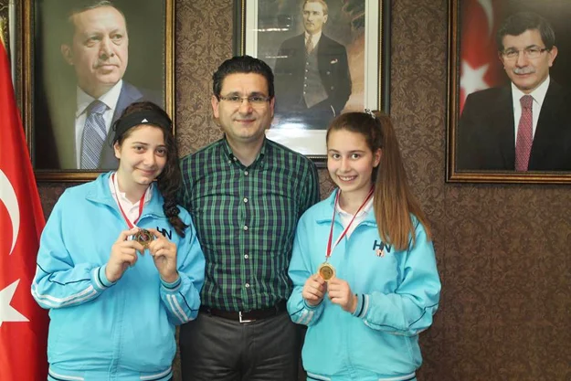 berranurt ESLAOMhluk