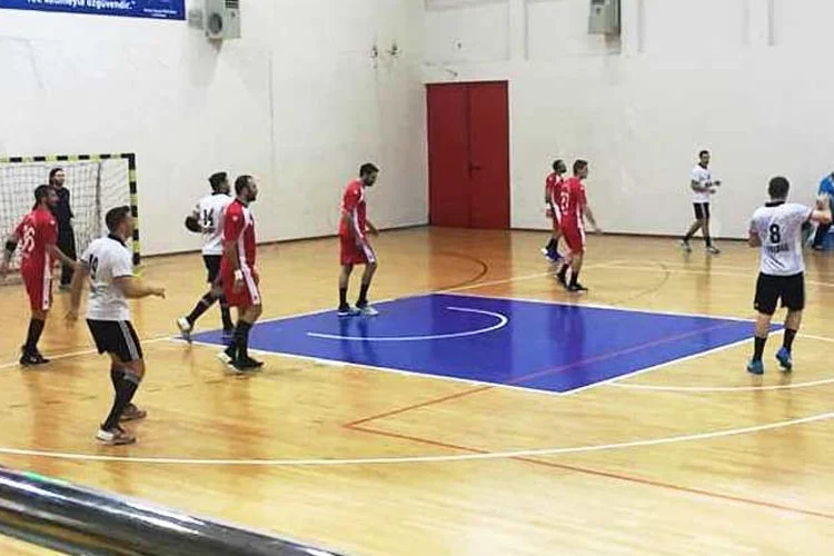 Türkiye Erkekler Hentbol Süper Ligine dahil hafta içi maçlarından birinin