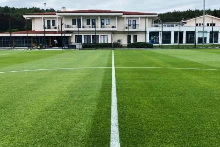 Ogün Şahinoğlu'na konuşan Beşiktaş Spor Kulübünün yetkili isimleri Beykoz'a spor