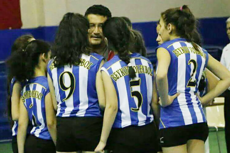 İstanbul Minik Kızlar Voleybol Liginde Beykoz'u temsil eden Beykoz Voleybol