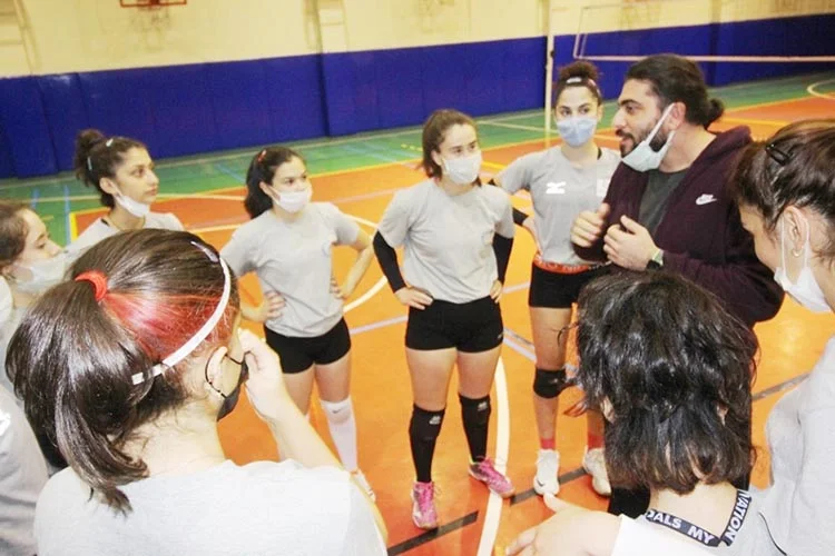 Beykoz Belediyesi Spor Kulübünde, A Takım düzeyinde müsabakalara katılacak olan