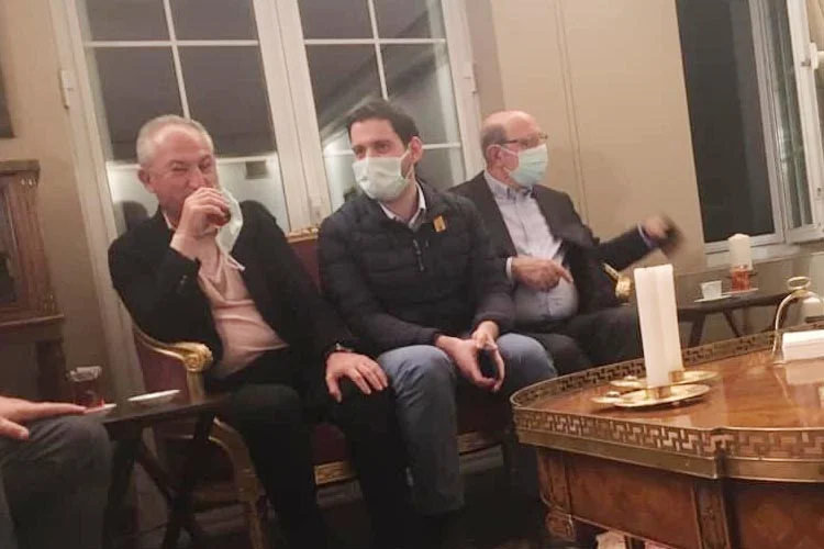 bey ziyaret 1 2kY7REJcUf