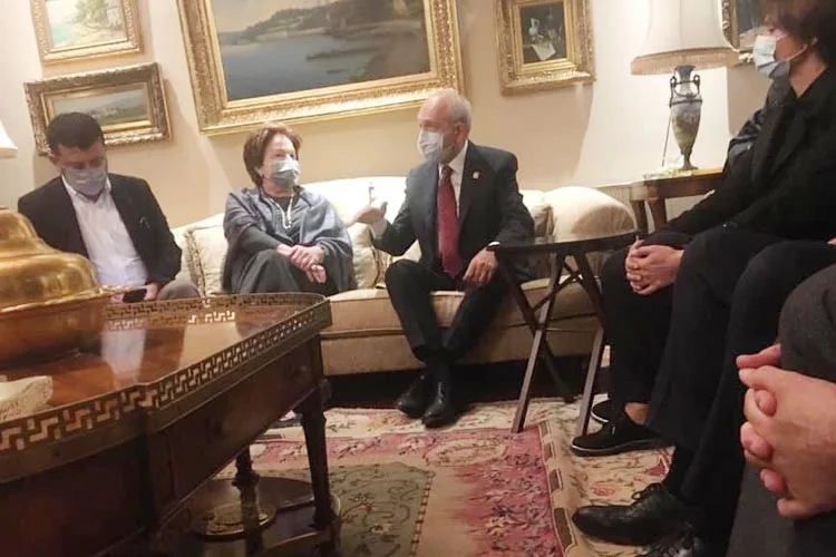 CHP Genel Başkanı Kemal Kılıçdaroğlu bazı kurmaylarıyla birlikte Beykoz Konaklarına