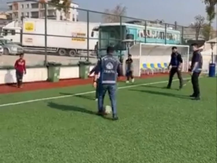 Depremlerin ardından adeta birçok birimini Hatay'a taşıyan Beykoz Belediyesi, yeşil