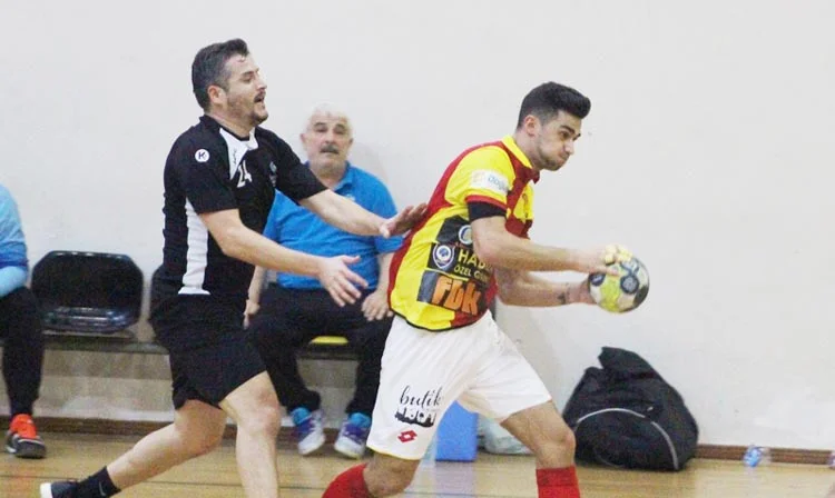 Türkiye Erkekler Hentbol Süper Liginde haftanın önemli maçlarından birinin adresi