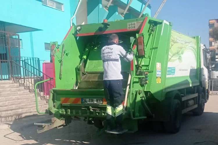 Kahramanmaraş merkezli depremlerin ardından büyük yıkıma uğrayan Hatay'a Beykoz Belediyesi