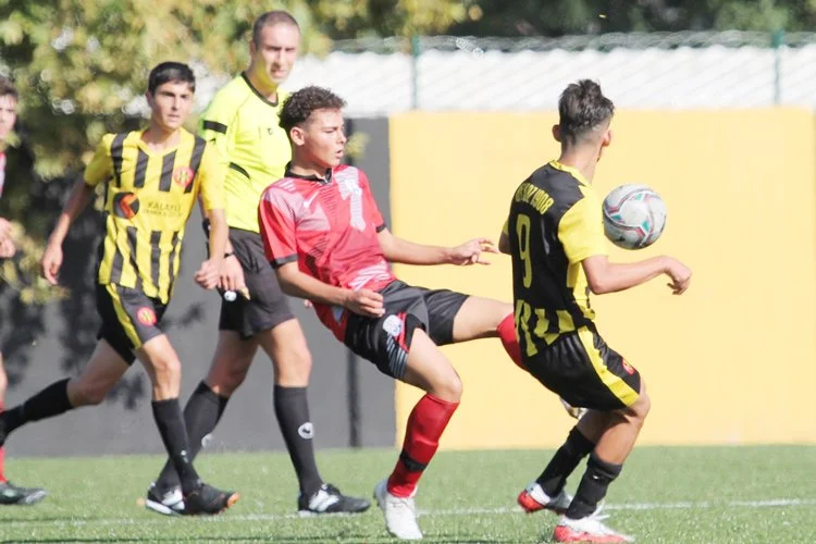 İstanbul Amatör Liglerinde U16 Yaş Kategorisi maçları hafta sonu itibarı
