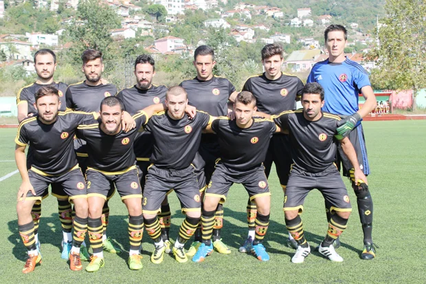 İstanbul Süper Amatör Lig 7. Grubunun iddialı iki takımının mücadelesinden