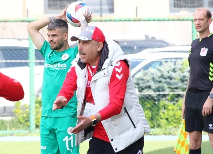 TFF 2.Lig Beyaz Grubunda hafta sonunda oynanan karşılaşmaların ardından ilk