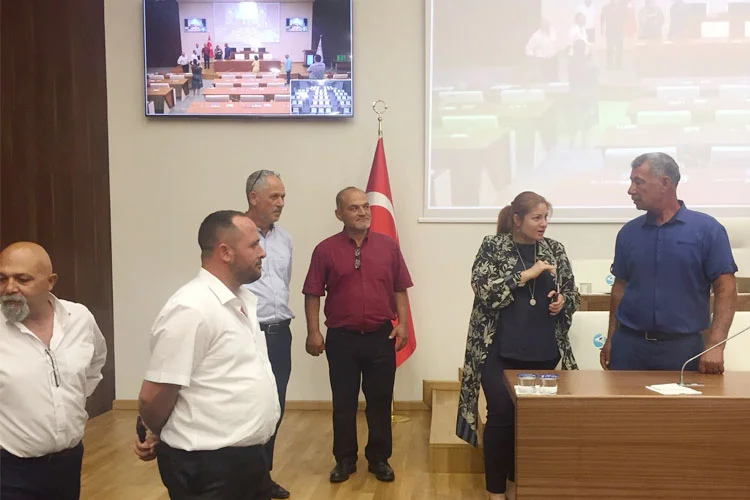 Beykoz’un kardeş şehirlerinden İskele Belediye meclis üyeleri Beykoz Belediyesi’ni ziyaret