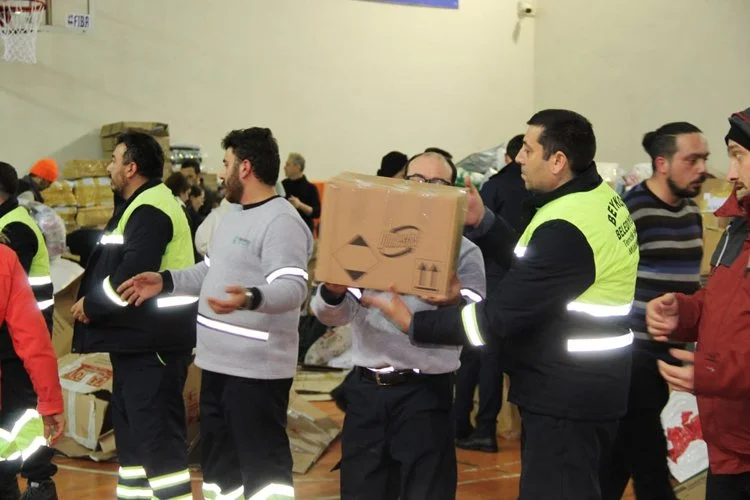 Beykoz Belediyesi deprem bölgesinde 2 aşevi kuruyor 2 beykoz as 4 WDF1WrSkzQ