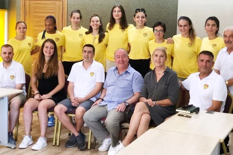 Yeni kurulan Beykoz Basketbol Kulübü 2022-23 Sezonu öncesinde Cumhuriyetköy'de bulunan