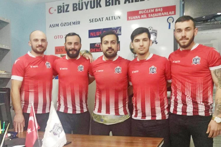 İstanbul 2. Amatör Ligde Beykoz’u etmeye hazırlanan Rüzgarlıbahçespor transfer döneminde