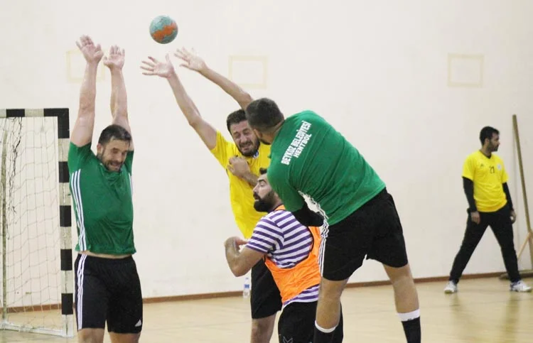 Beykoz Belediyespor Erkek Hentbol Takımı Kastamonu-Çatalzeytin'de gerçekleştirdiği Kampın ardından çalışmalarına