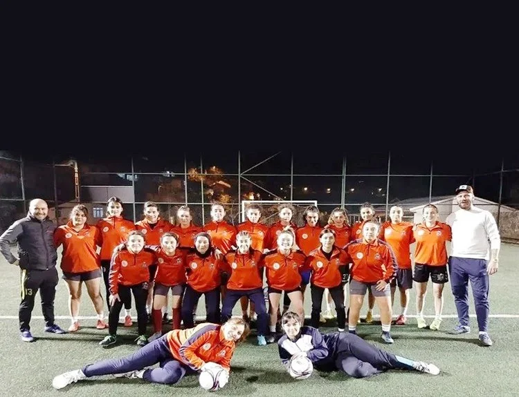 Beykoz’un tek kadın futbol takımı ligden çekildi 3 beykoz kadin futbol 4 EPIAqnWrek