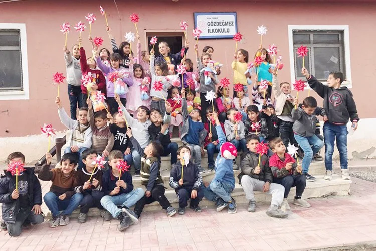 Merkezi Beykoz'da bulunan Kapı Uluslararası İnsani Yardım Derneği Van Özalp