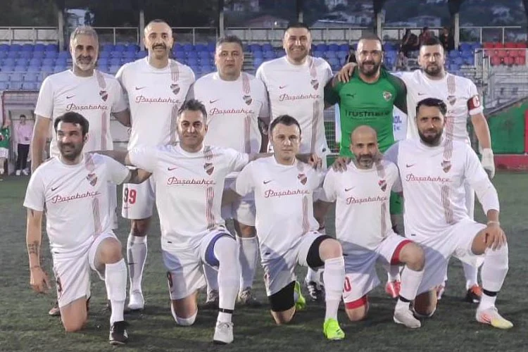 Beykoz Elmalıspor Kulüp Başkanı Yusuf Dinç adına düzenlenen Veteranlar Turnuvası