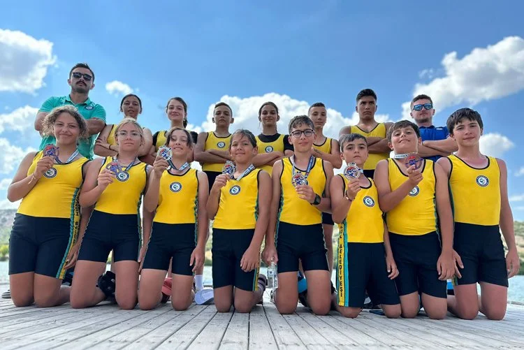 Beykoz Belediyespor'dan kano şampiyonasında 9 madalya 2 beykoz11 BuTmGecRfq