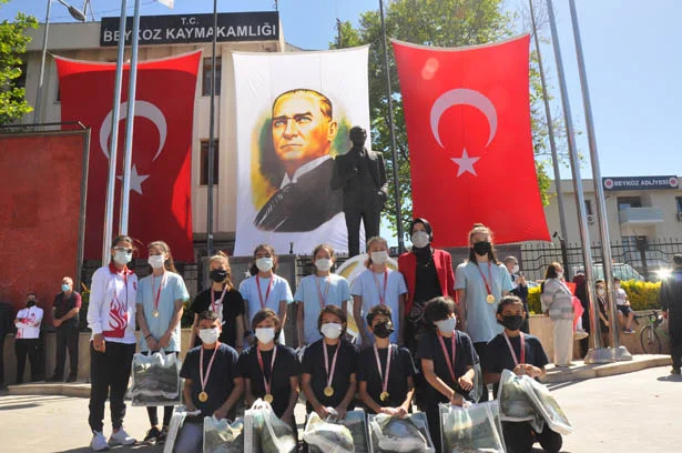 Beykoz 19 Mayıs ile rengarenk oldu 4