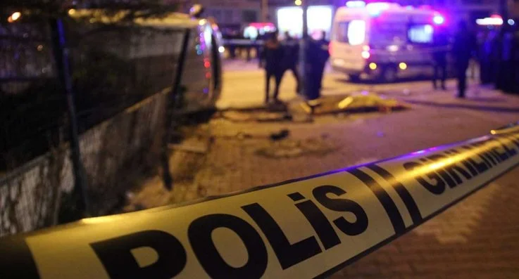 Beykoz’un Çengeldere Mahallesinde polis ekibiyle vatandaş arasında gece yarısı çıkan