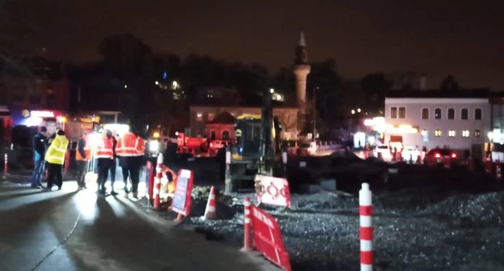 Beykoz Merkez Mahallesinde devam eden meydan düzenlemeleri çalışmaları sırasında ilçeye