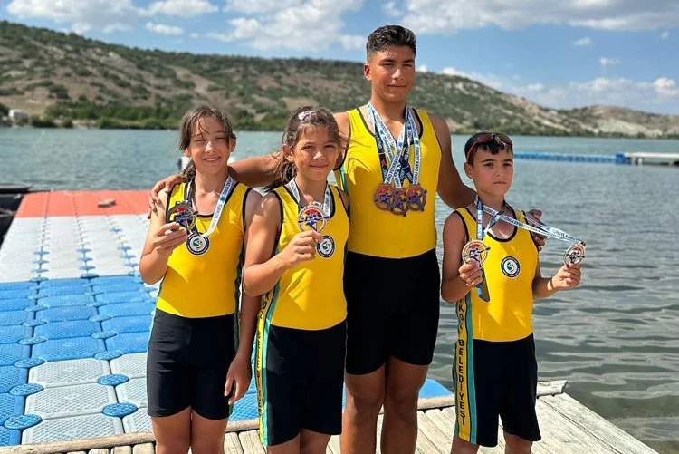 Beykoz Belediyespor'dan kano şampiyonasında 9 madalya 3