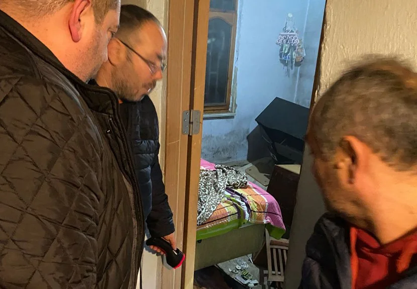 Beykoz'da odasının zemini çöken ev mühürlendi 2 beykoz66 rAhW5oc hU