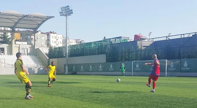 İstanbul SAL 4. Grubu düşme bölgesinden kurtulma mücadelesi veren Beykoz