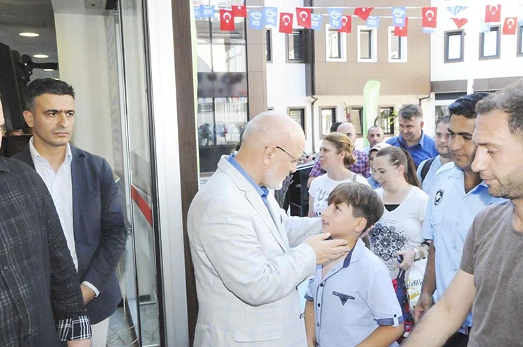 Beykoz Belediyesi personeli sevgi, kardeşlik ve bereketin sembolü Ramazan Bayramı