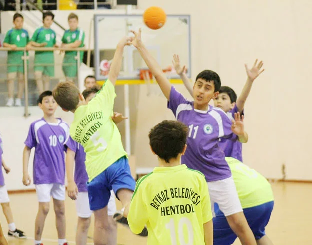 Beykoz Belediye Başkanlığı ile Beykoz Belediyespor Kulübünün ortaklaşa düzenlediği Hentbol