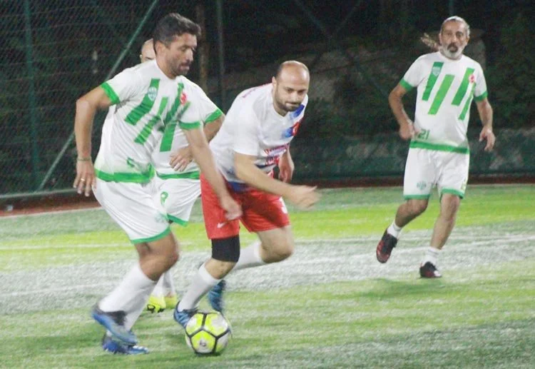 Beykoz’ın geleneksel turnuvası olan ve son 10 yıldır Masterler-Veteranlar kategorisinde