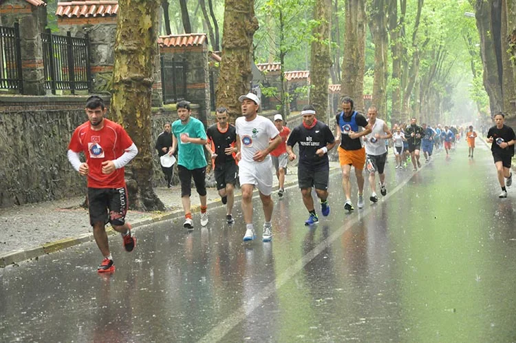 Beykoz Belediyesi'nin geleneksel olarak organize ettiği Halk Koşusu bu yıl