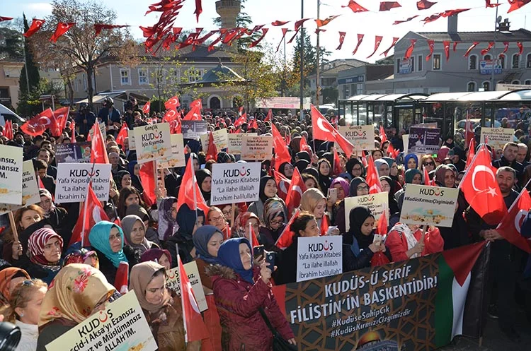 Beykoz’da gündem Kudüs...  ABD’nin Kudüs tutumuna nefret yağdı… Yüzlerce