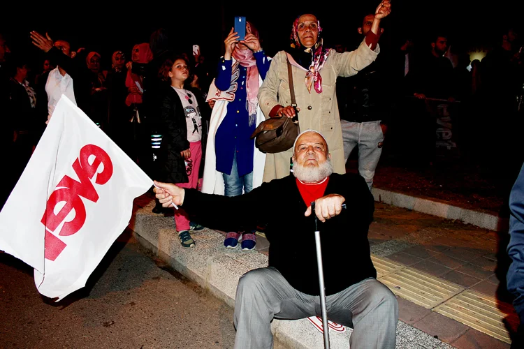 beykoz kutlama evet 11 UnidFinQ3H