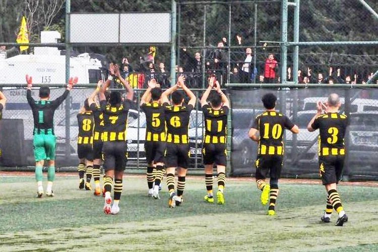 İstanbul SAL 4. Grubunda lider durumda olan Zeytinburnuspor ile deplasmanda