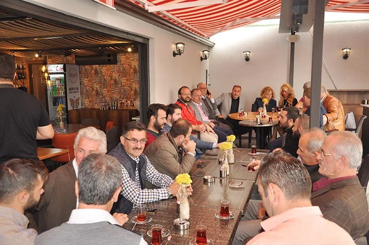 Beykoz Likoz Kafe bizim kesime hitap edecek 2 beykoz likoz kafe 5 FwHZkrGtE1