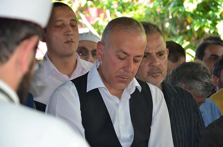 beykoz merkez muhtar cenaze 2 V9V6IG Pn5