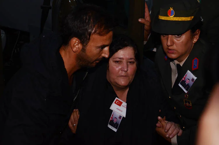 beykoz sehidini topraga verdi 18 XVEhzC7MrI