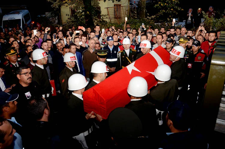 beykoz sehidini topraga verdi 19 rLWtd8g0F1