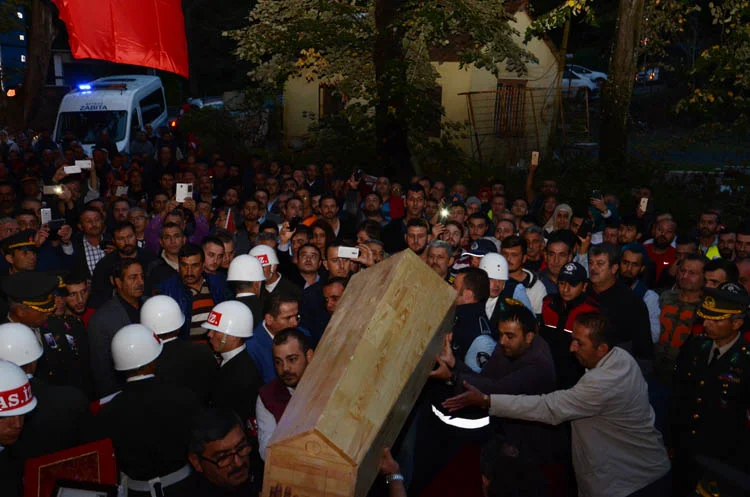 Şırnak'ta bölücü terör örgütü mensuplarının saldırısı sonrası Şehit olan Jandarma